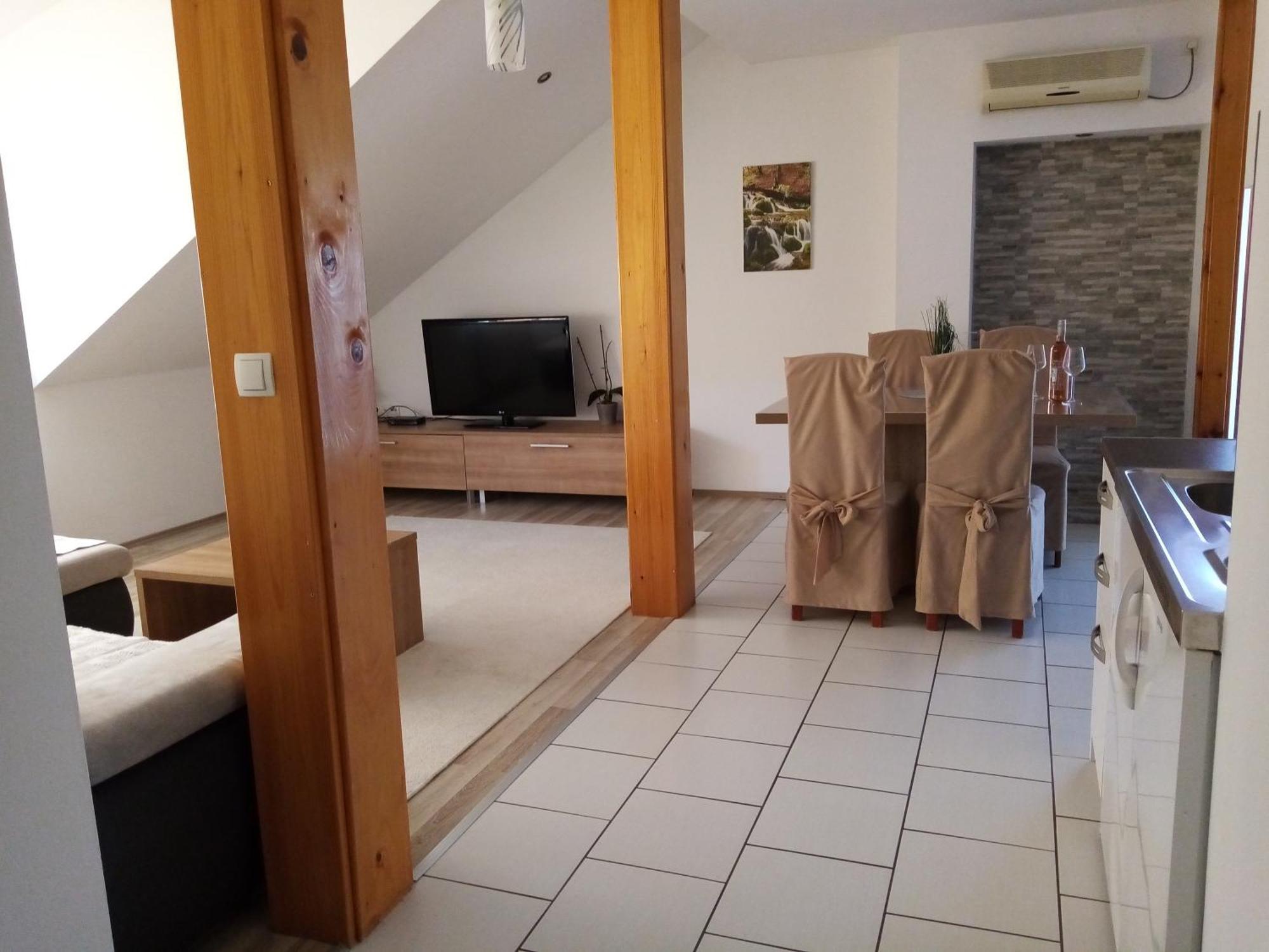 House Josipa Hotel Rakovica Eksteriør billede