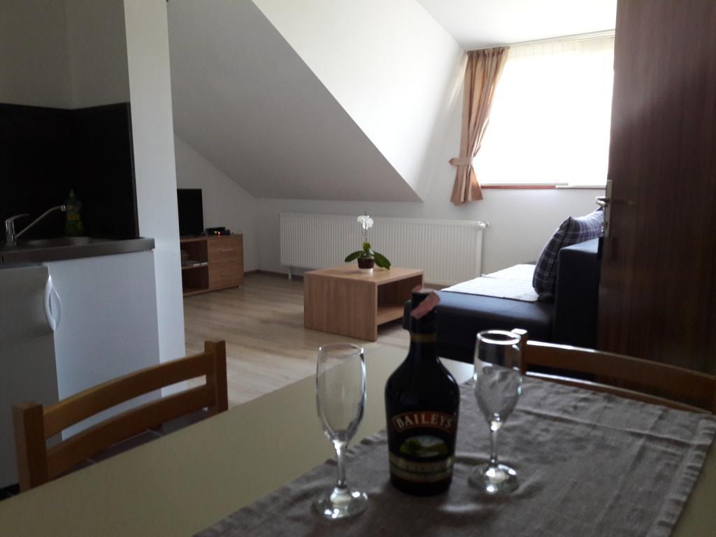 House Josipa Hotel Rakovica Eksteriør billede