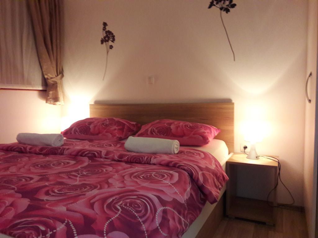 House Josipa Hotel Rakovica Eksteriør billede