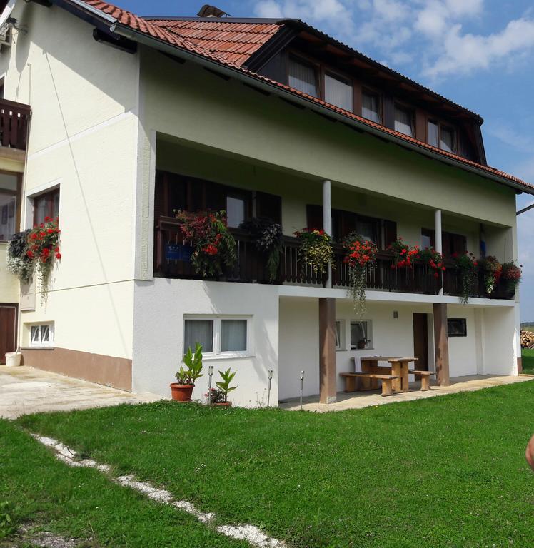 House Josipa Hotel Rakovica Eksteriør billede